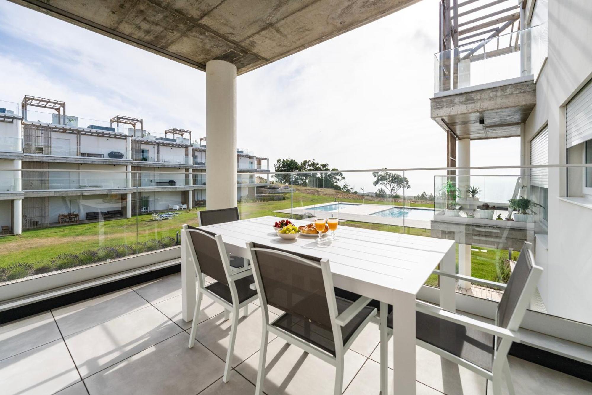 Mar A Vista - Condominium With Pool, Gym And Sea Views Nazaré Kültér fotó