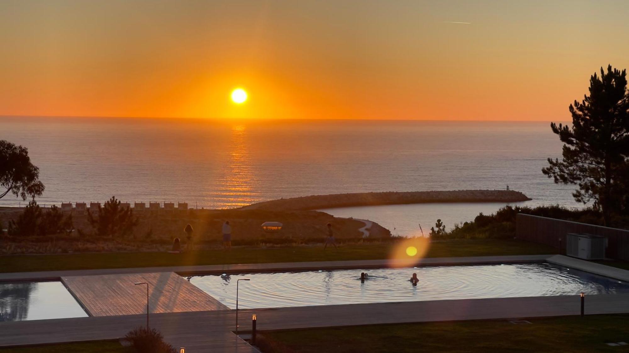 Mar A Vista - Condominium With Pool, Gym And Sea Views Nazaré Kültér fotó