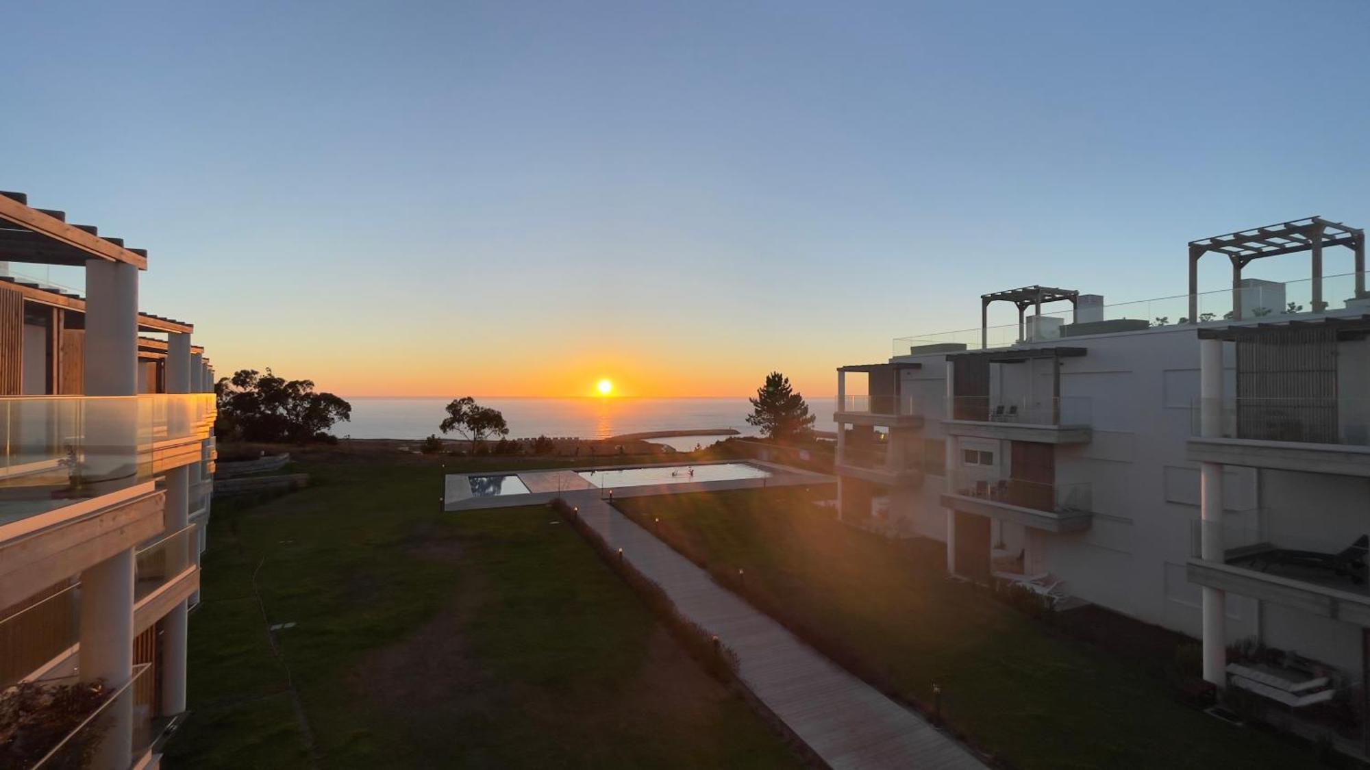 Mar A Vista - Condominium With Pool, Gym And Sea Views Nazaré Kültér fotó