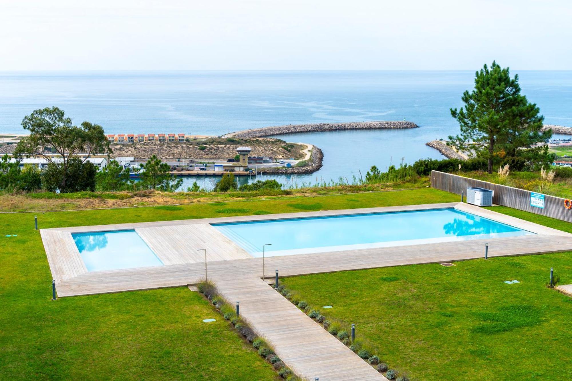 Mar A Vista - Condominium With Pool, Gym And Sea Views Nazaré Szoba fotó